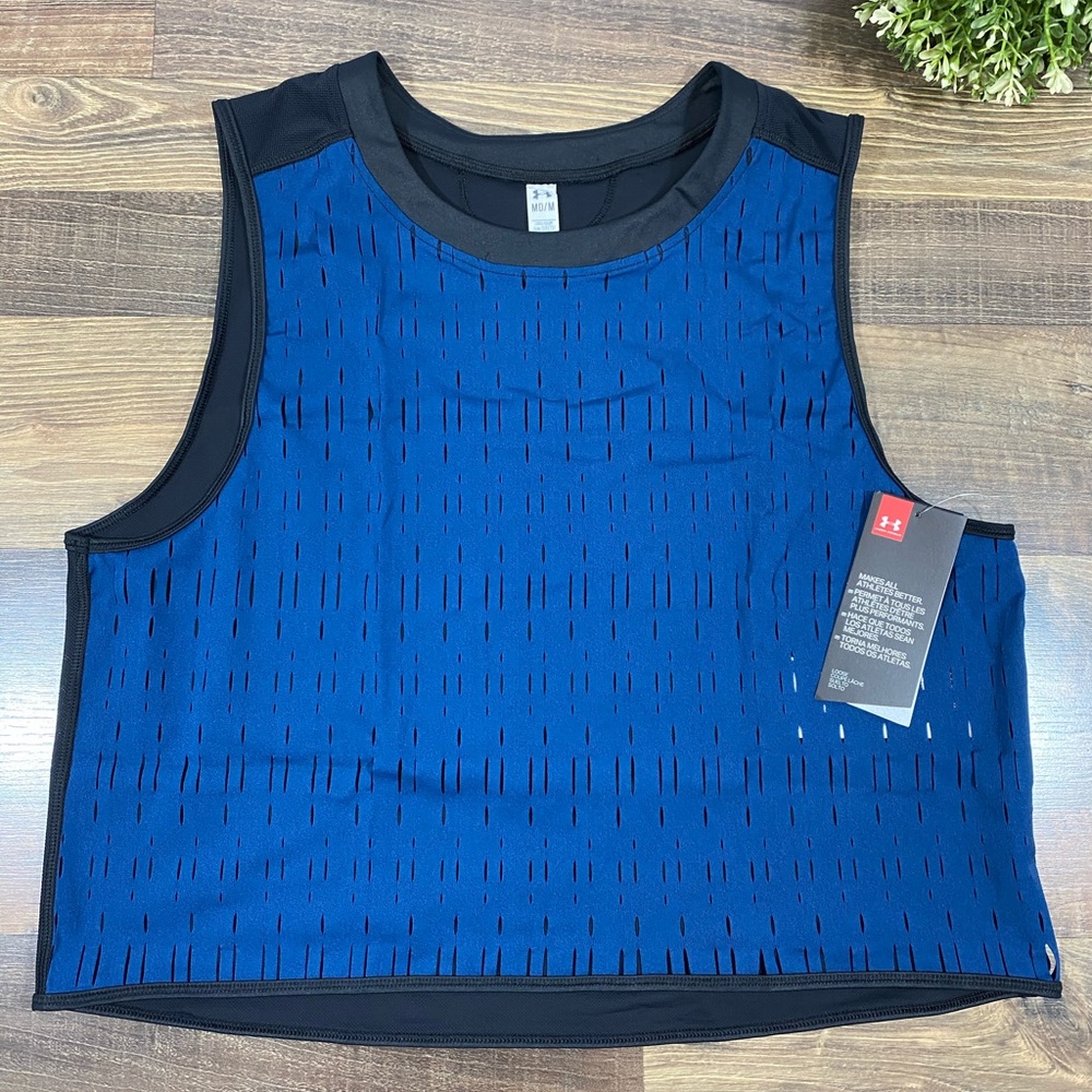 Women’s Under Armour work out tank top size M